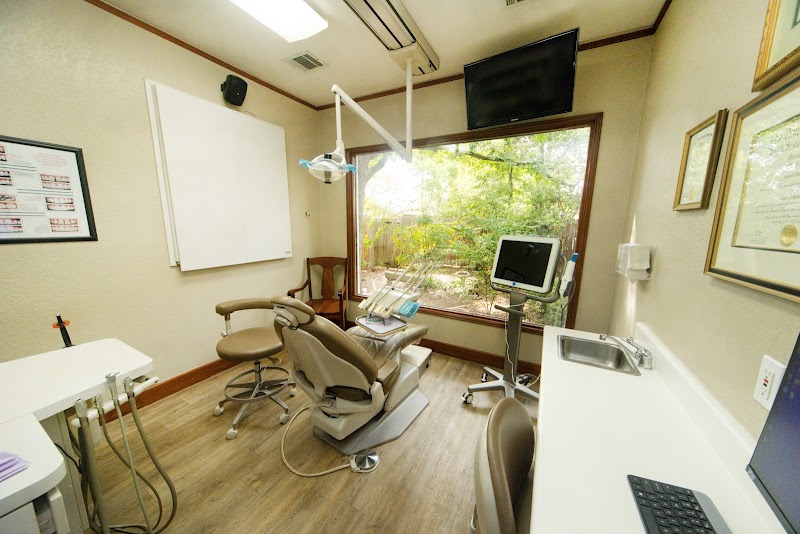 Trey Kaliher, DDS photo 3